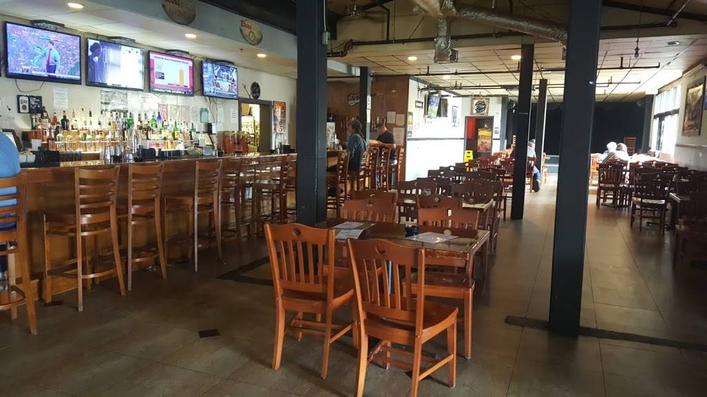 Courtyard Oyster Bar & Grill | restaurant | 1187 1st St N, Alabaster, AL 35007, USA | 2056639667 OR +1 205-663-9667