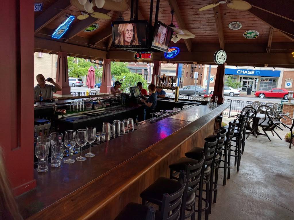 The Old Bag of Nails Pub | restaurant | 66 N Sandusky St, Delaware, OH 43015, USA | 7403688083 OR +1 740-368-8083