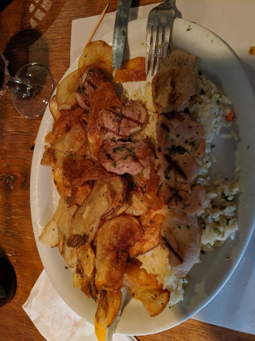 Restaurant Le Grec | restaurant | La Région, Sherbrookoise, 4385 Chemin Saint-Roch N, Sherbrooke, QC J1R 0K7, Canada | 8193461838 OR +1 819-346-1838