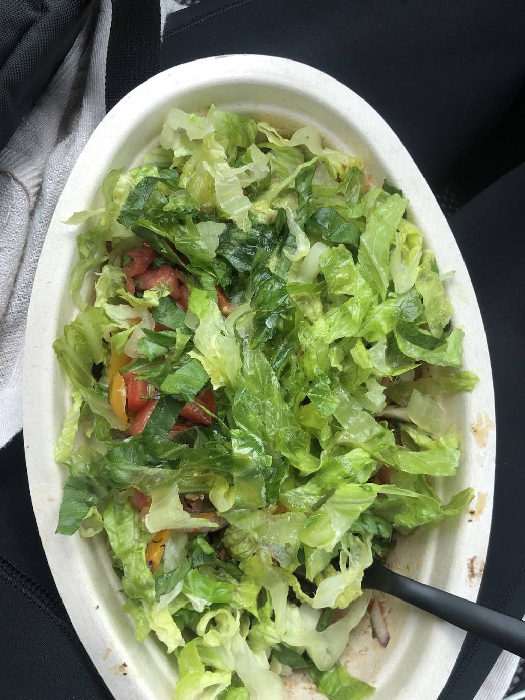 Chipotle Mexican Grill | restaurant | 32824 Woodward Ave, Royal Oak, MI 48073, USA | 2486583100 OR +1 248-658-3100