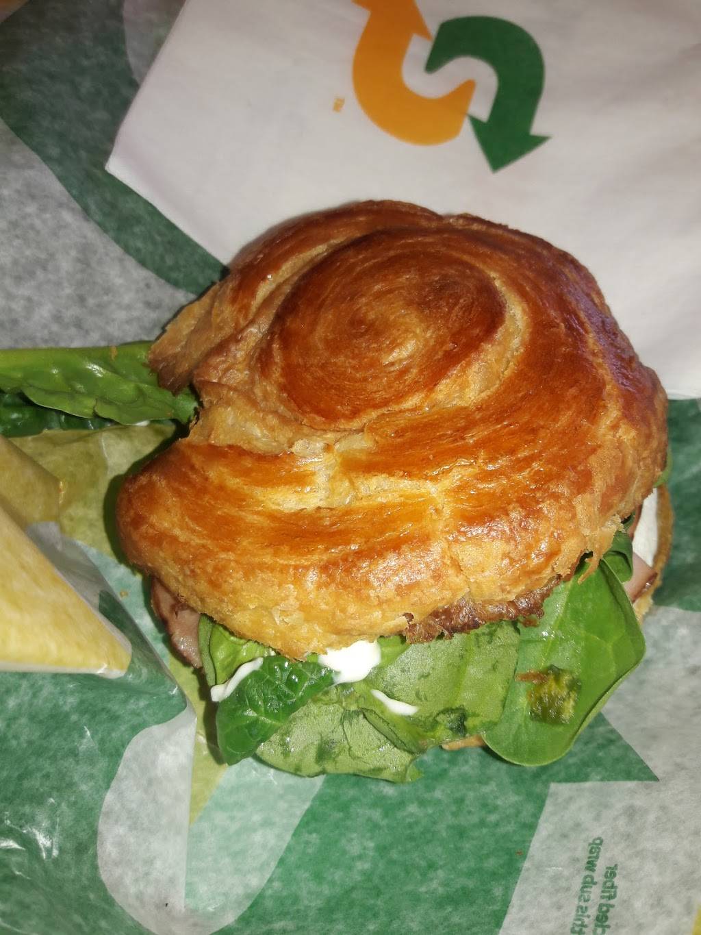 Subway Restaurants | restaurant | Westbluff Plaza, 6994 El Camino Real Suite 100, Carlsbad, CA 92009, USA | 7605790016 OR +1 760-579-0016