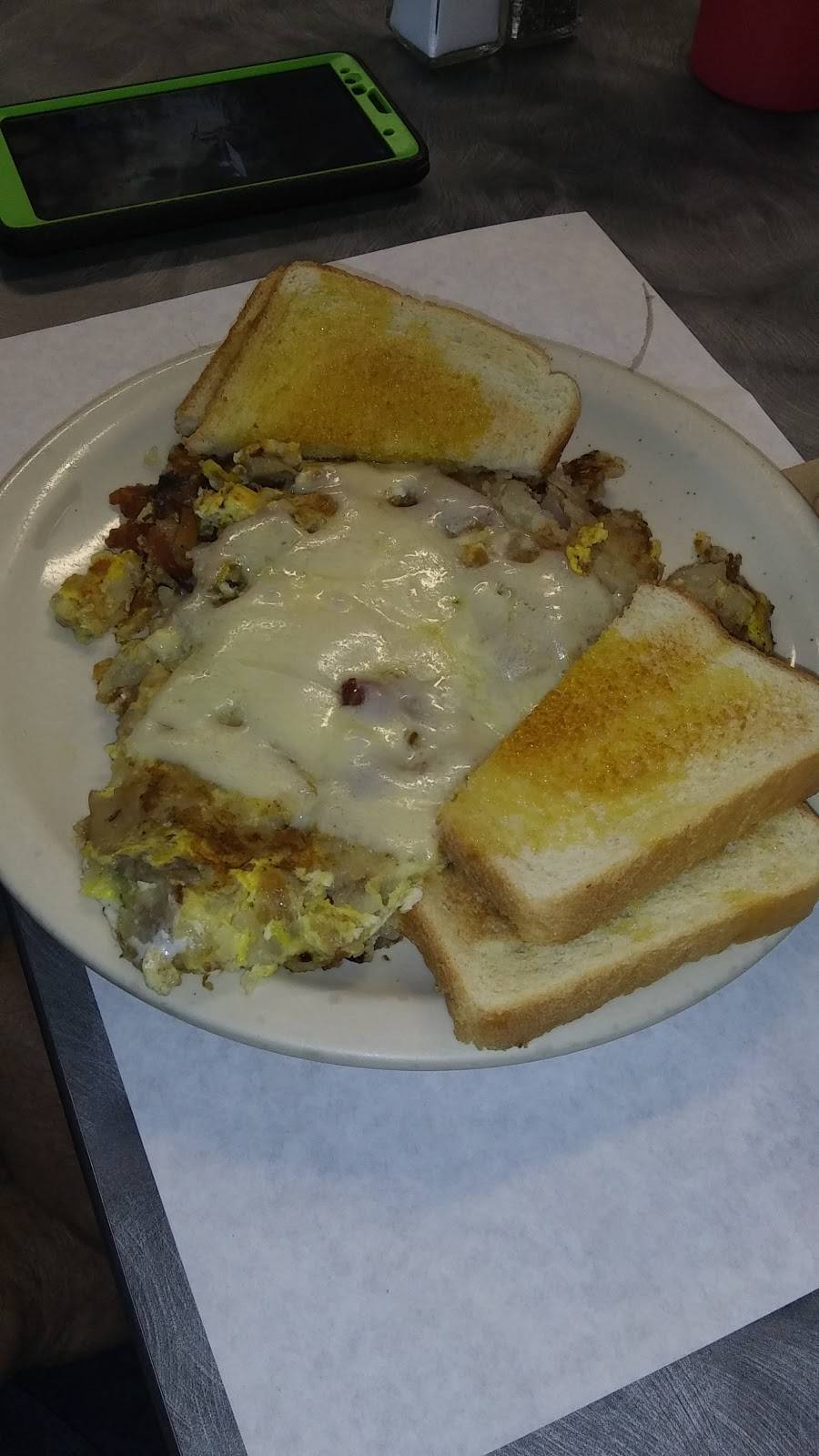 Erics Bridgman Cafe | restaurant | 4210 Lake St, Bridgman, MI 49106, USA | 2694655411 OR +1 269-465-5411