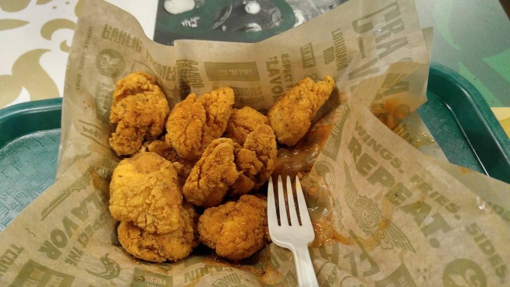 Wingstop | restaurant | 12 E Harrison St, Chicago, IL 60605, USA | 3123869464 OR +1 312-386-9464