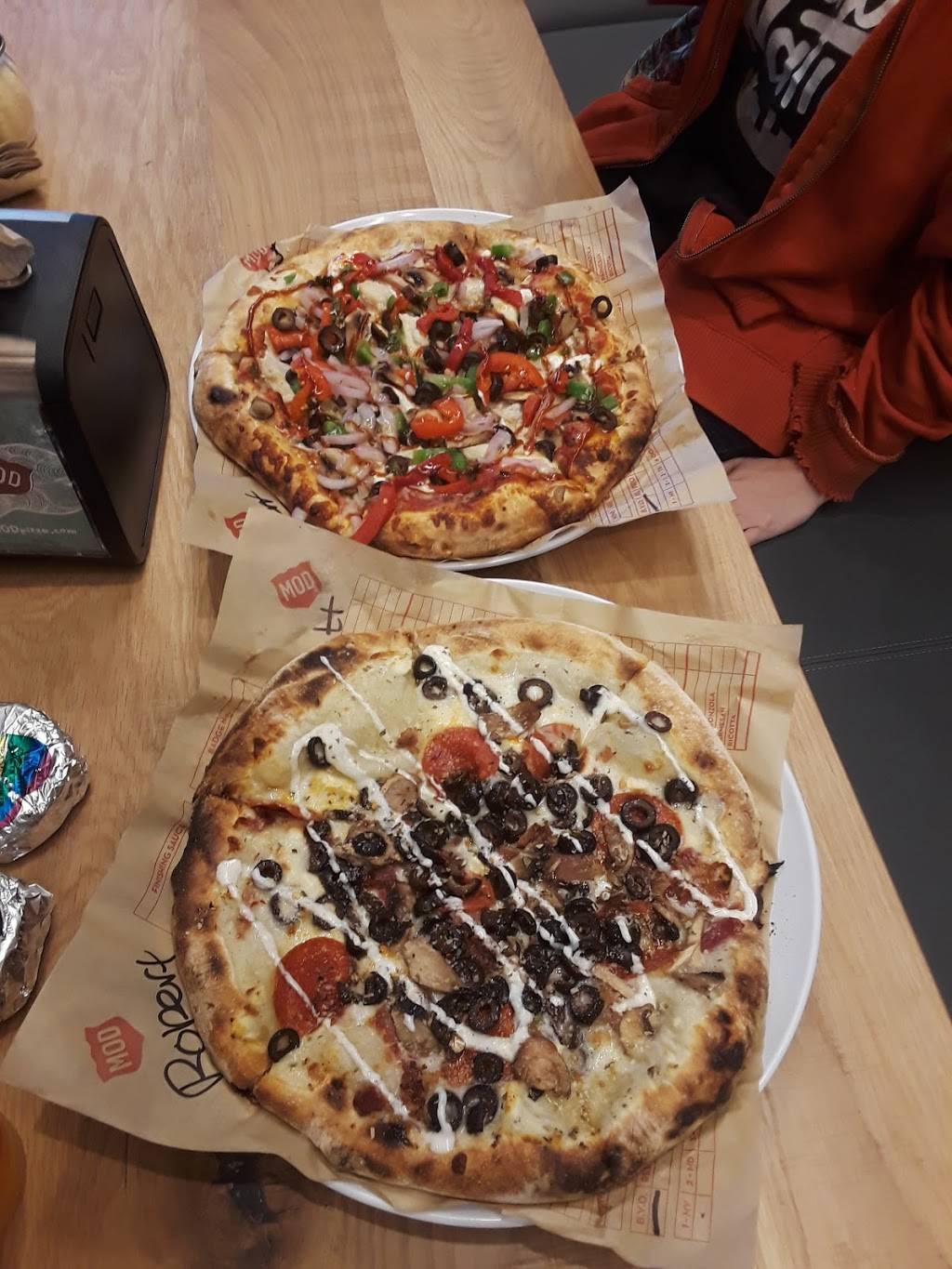 MOD Pizza | restaurant | 11440 Midlothian Turnpike Suite C, Richmond, VA 23235, USA | 8046217401 OR +1 804-621-7401