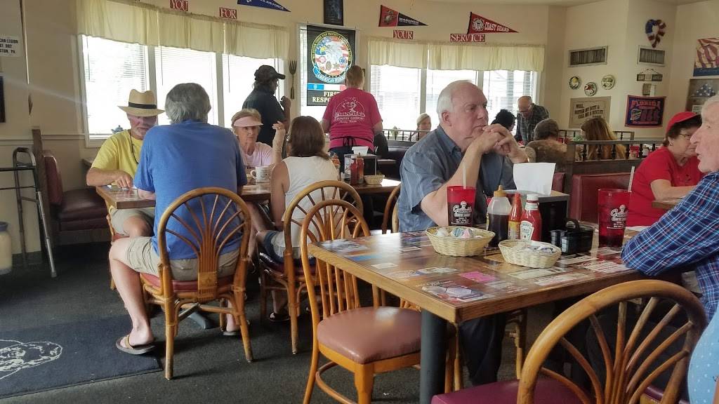 Grannies Country Cookin | restaurant | 367 N Temple Ave, Starke, FL 32091, USA | 9049645810 OR +1 904-964-5810