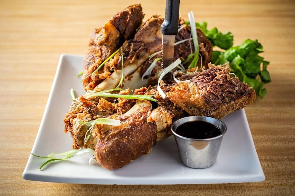 Isla Pilipina Restaurant | restaurant | 2501 W Lawrence Ave, Chicago, IL 60625, USA | 7732712988 OR +1 773-271-2988