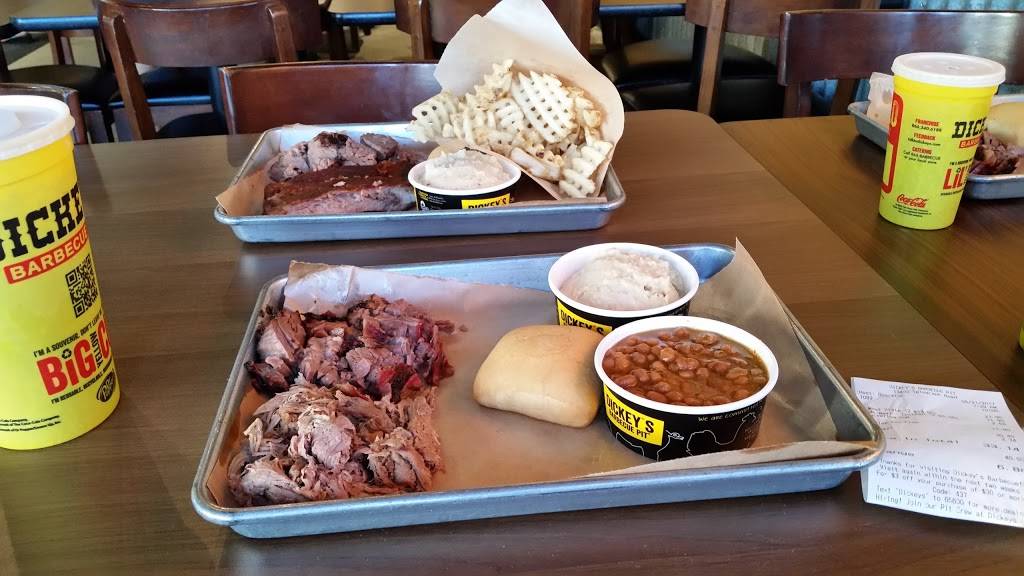 Dickeys Barbecue Pit | restaurant | 13403 Telegraph Rd, Whittier, CA 90605, USA | 5628464332 OR +1 562-846-4332