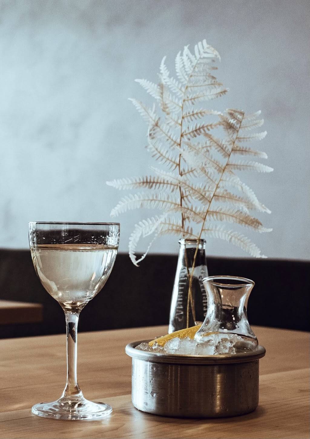 Roze Pony | restaurant | 5133 Harding Pike, Nashville, TN 37205, USA | 6159425057 OR +1 615-942-5057