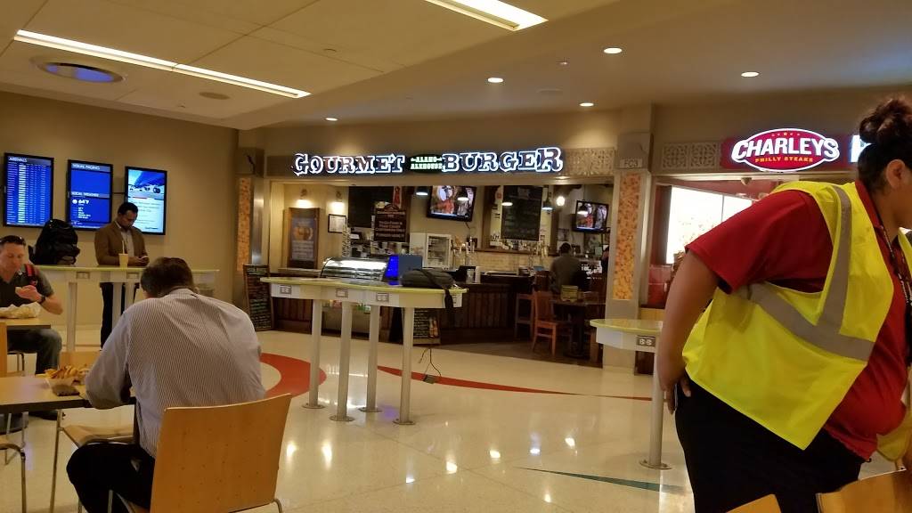 Alamo Alehouse & Burgers | restaurant | 9710 Airport Blvd, San Antonio, TX 78216, USA | 2105981419 OR +1 210-598-1419