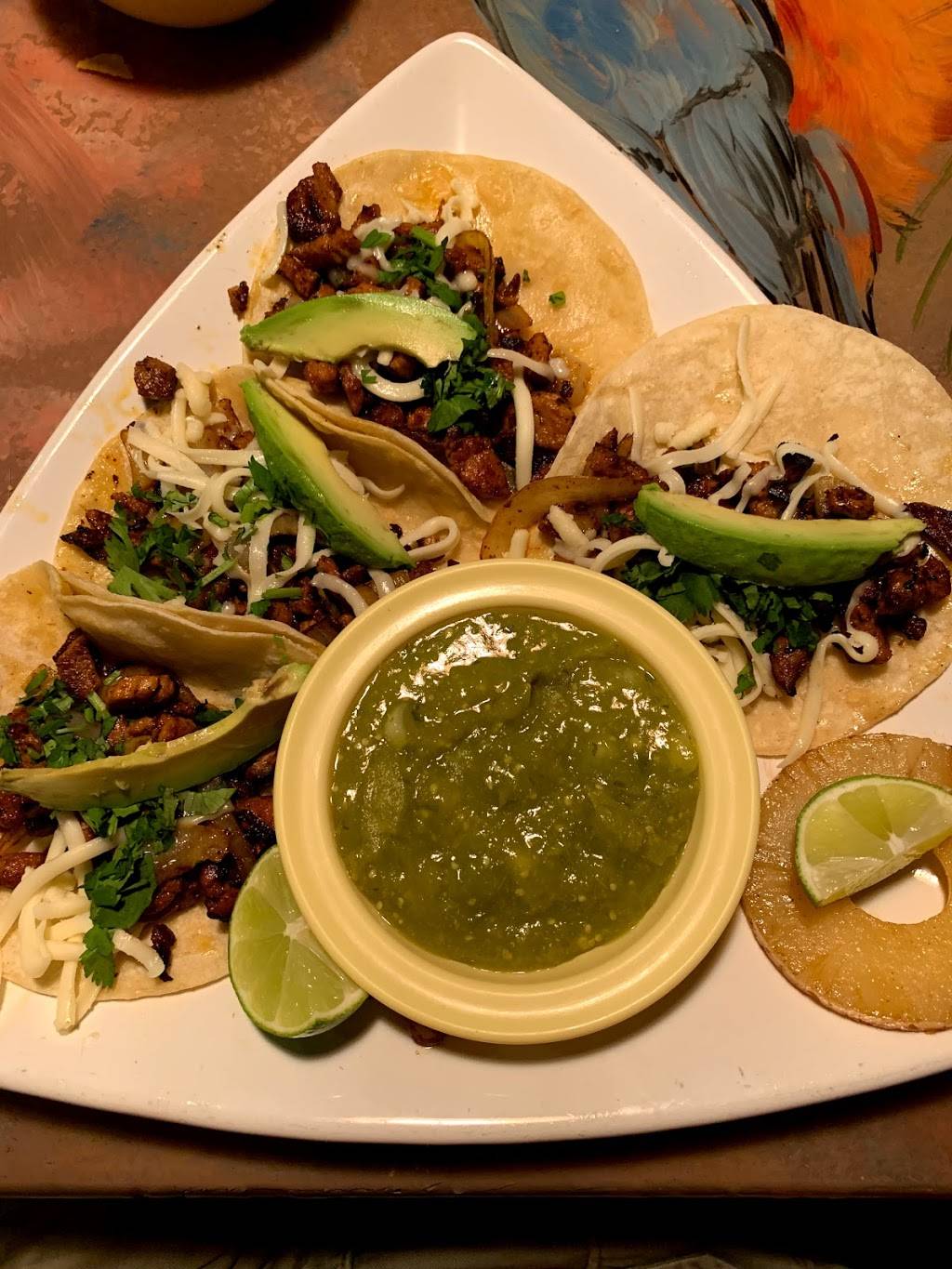 Checos Mexican Restaurant | restaurant | 405 Independence Ln, Vienna, MO 65582, USA | 5734663420 OR +1 573-466-3420