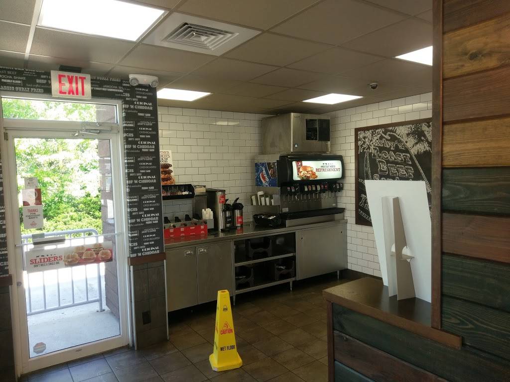 Arbys | restaurant | 3818 W War Memorial Dr, Peoria, IL 61615, USA | 3096920205 OR +1 309-692-0205