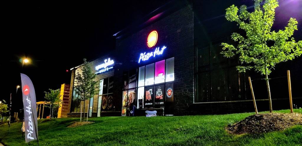 Pizza Hut | meal delivery | 685 University Ave Unit 3, Orillia, ON L3V 6H2, Canada | 7053270111 OR +1 705-327-0111