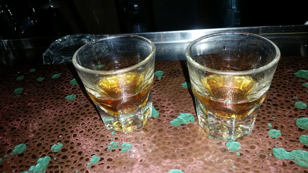 Clicks Billiards | restaurant | 2800 Forestwood Dr #148, Arlington, TX 76006, USA | 8176497665 OR +1 817-649-7665