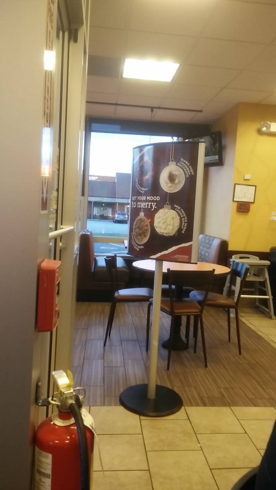 Dunkin | bakery | 124 Turnpike Rd, Westborough, MA 01581, USA | 5083665784 OR +1 508-366-5784