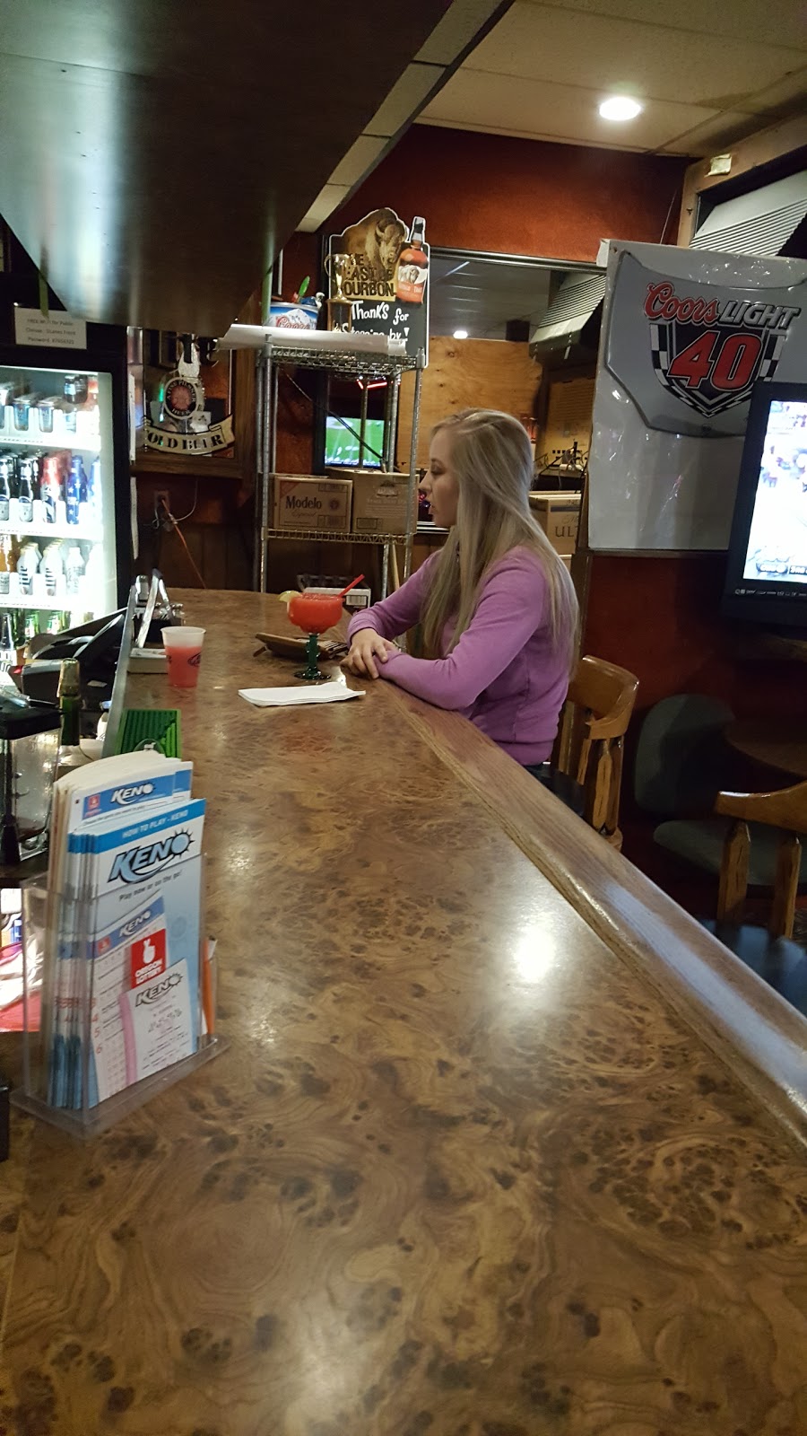 Desert Lanes Family Fun Center | restaurant | 1545 N 1st St, Hermiston, OR 97838, USA | 5415676364 OR +1 541-567-6364