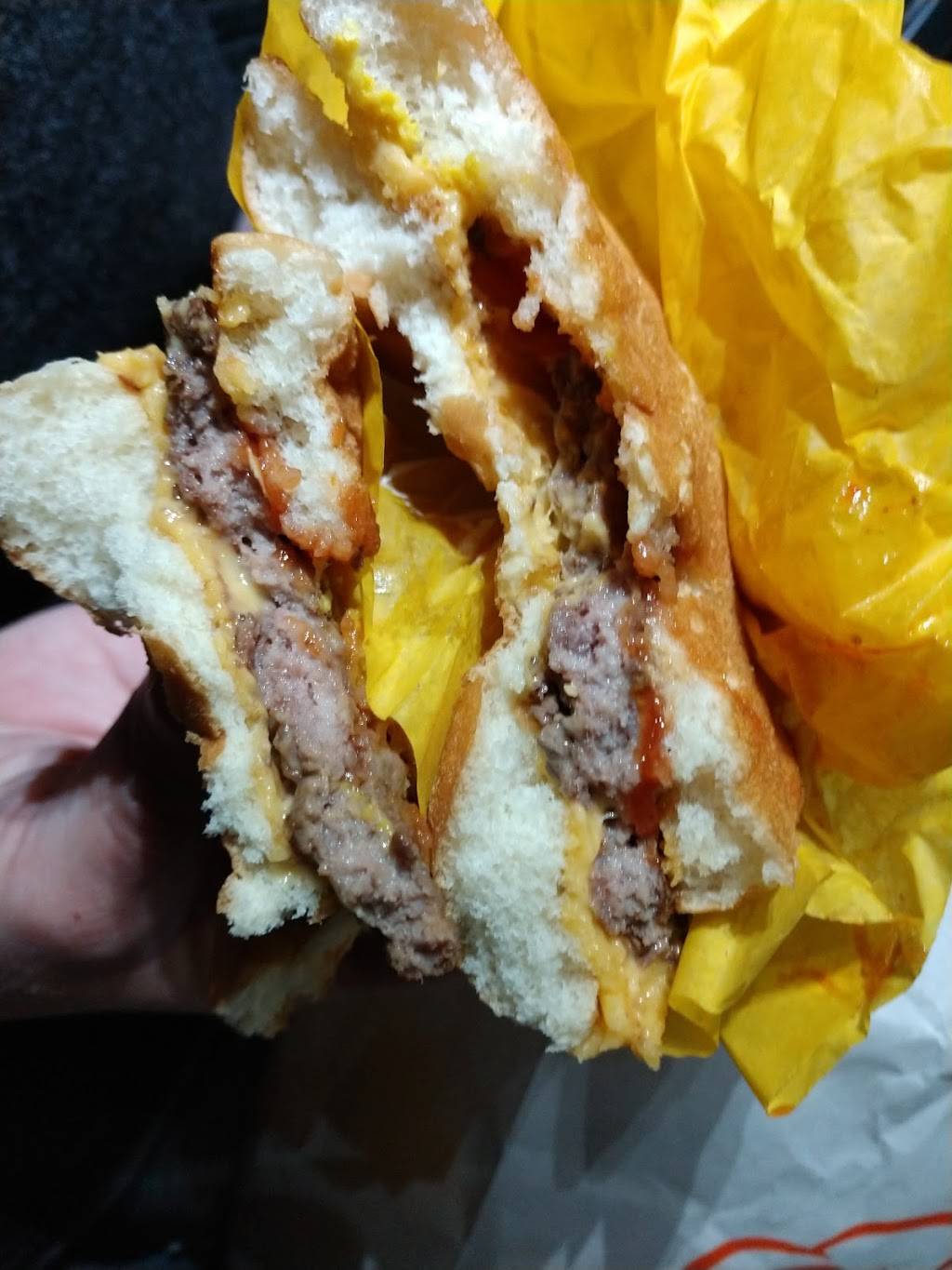 Dicks Drive-In | restaurant | 24220 Pacific Hwy S, Kent, WA 98032, USA | 2063045025 OR +1 206-304-5025