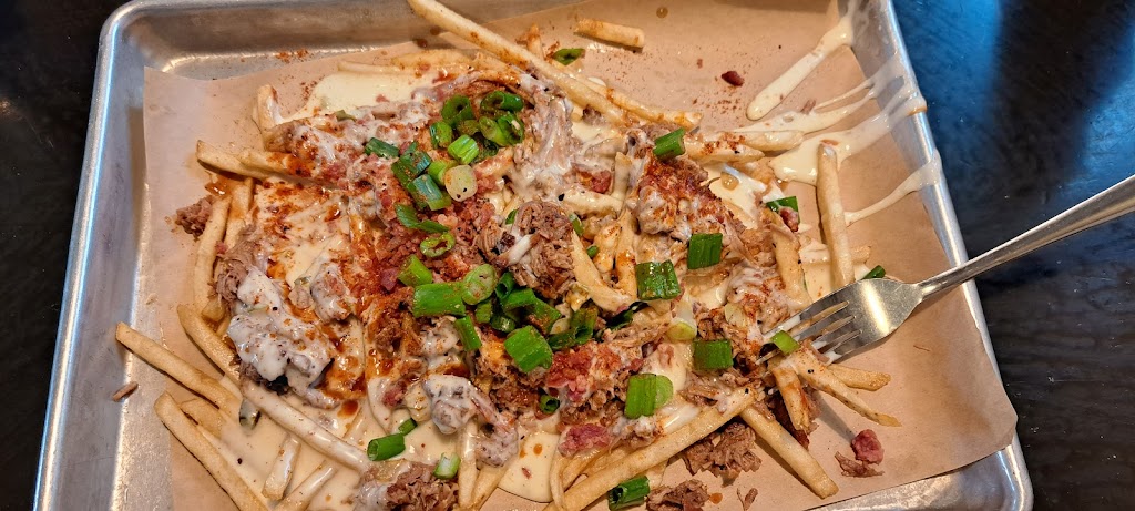 Robertson Smokehouse | restaurant | 215 W Central St, Warren, AR 71671, USA | 8702262271 OR +1 870-226-2271