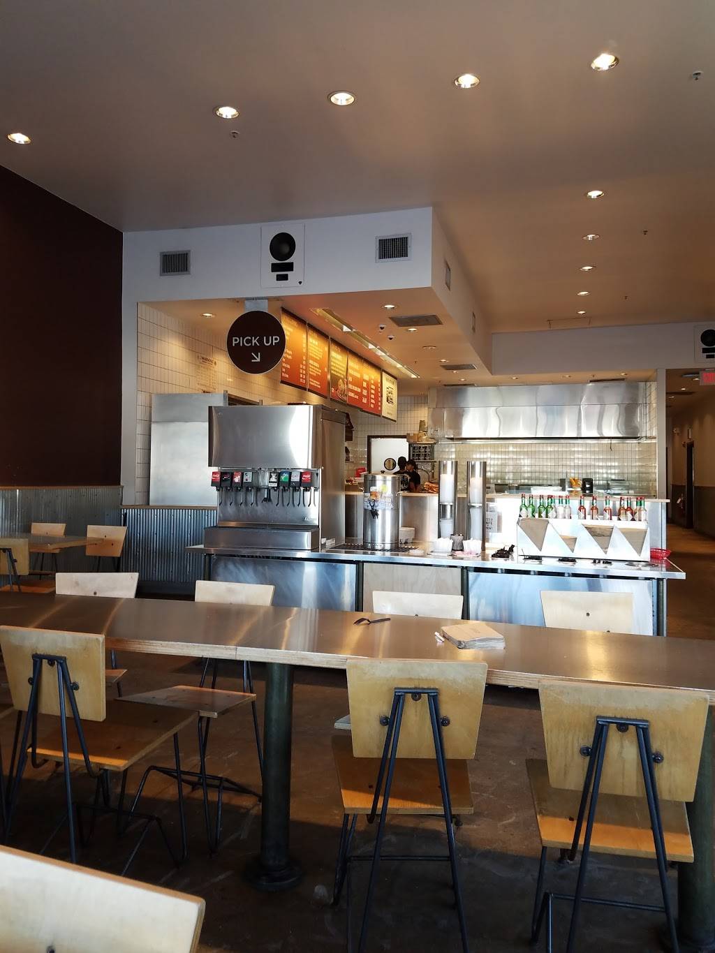 Chipotle Mexican Grill | restaurant | 93 Turnpike St, North Andover, MA 01845, USA | 9786881883 OR +1 978-688-1883