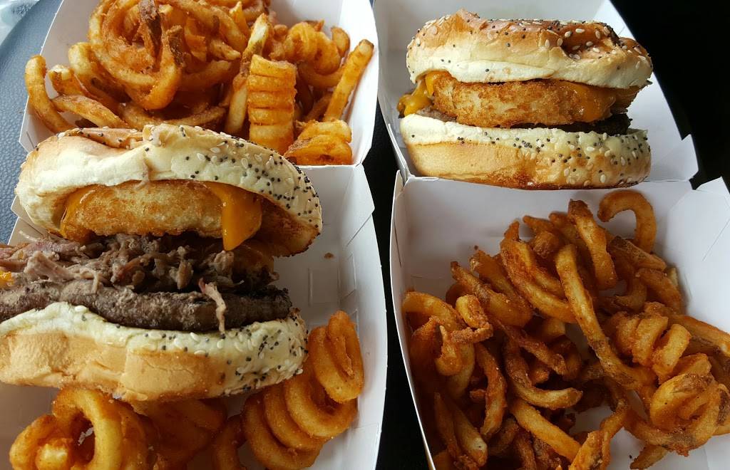 Jack in the Box | restaurant | 890 Palm Ave, Imperial Beach, CA 91932, USA | 6194246302 OR +1 619-424-6302