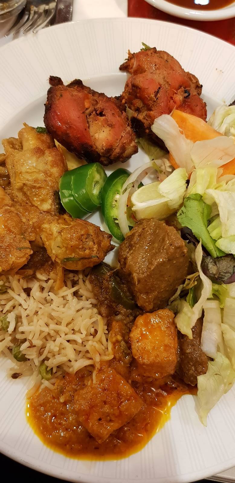Mehran Restaurant | restaurant | 7081 Brookfield Plaza, Springfield, VA 22150, USA | 7035697700 OR +1 703-569-7700