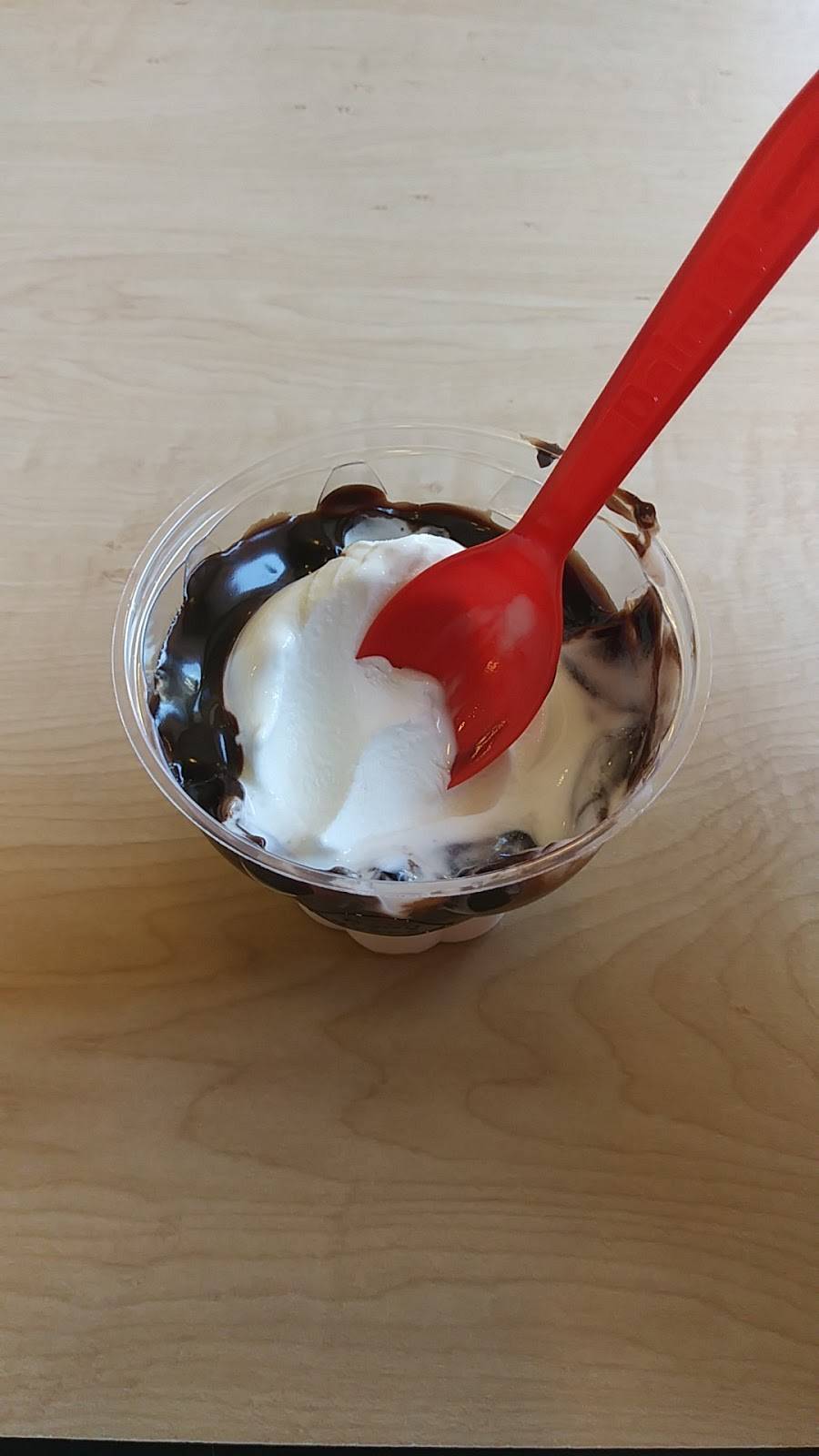 Dairy Queen Grill & Chill | restaurant | 702 S Church St, Wentzville, MO 63385, USA | 6363279000 OR +1 636-327-9000