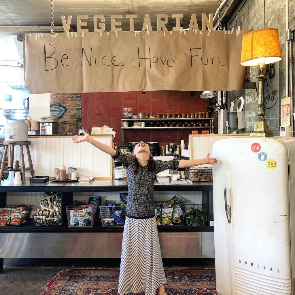 CAB Cafe | restaurant | F2, 307 W 11th St, Columbia, TN 38401, USA | 9315486524 OR +1 931-548-6524