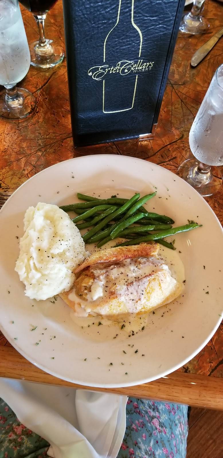 Ertel Cellars Winery Inc | restaurant | 3794 E County Rd 1100 N, Batesville, IN 47006, USA | 8129331500 OR +1 812-933-1500