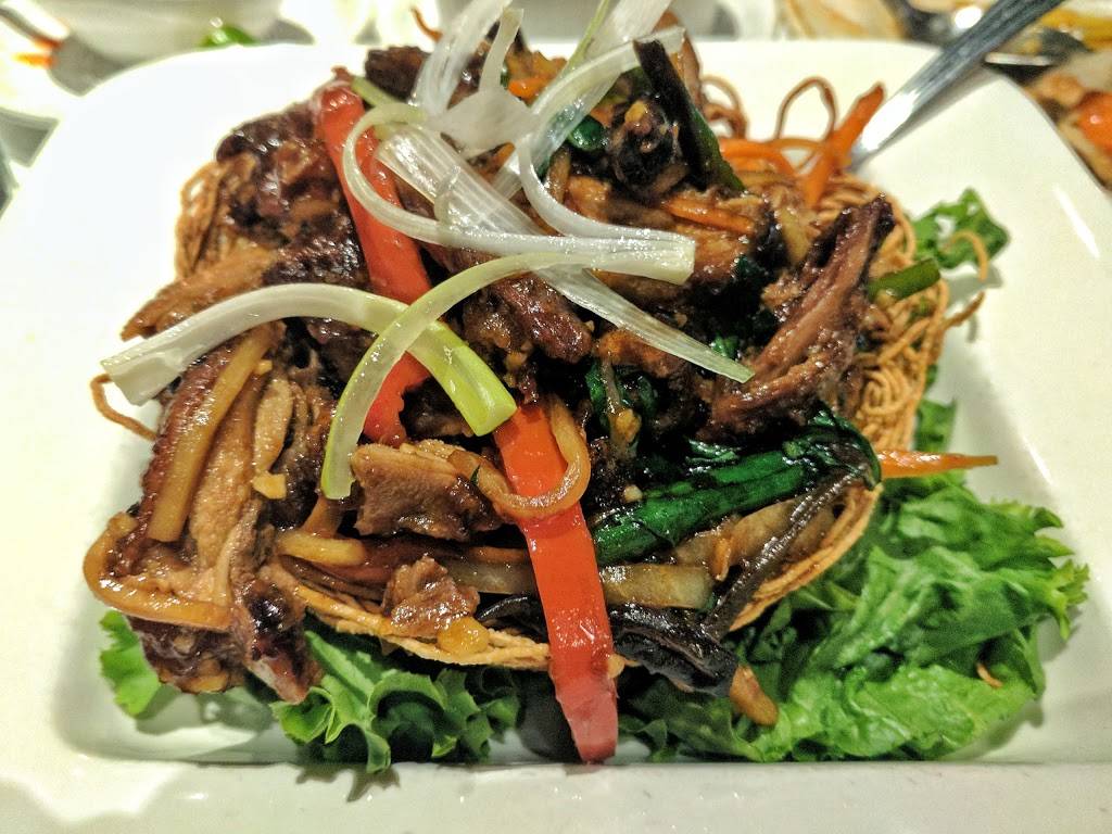 Banana Leaf Asian Cuisine | restaurant | 44 King St E, Stoney Creek, ON L8G 1K1, Canada | 9056625557 OR +1 905-662-5557