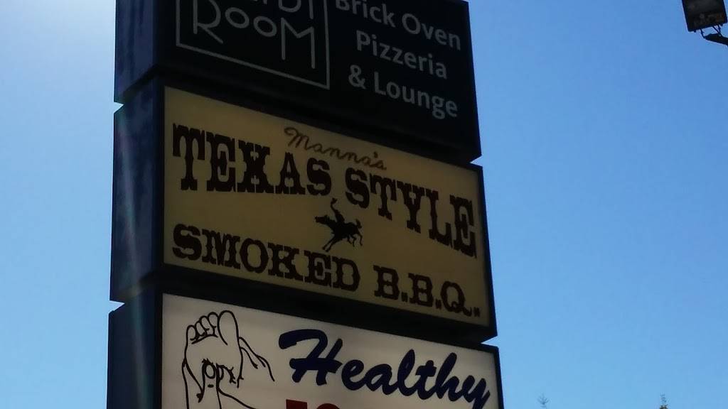 Manna Smoked Bar BQ | restaurant | 10410 Holman Rd N, Seattle, WA 98133, USA | 2067825491 OR +1 206-782-5491