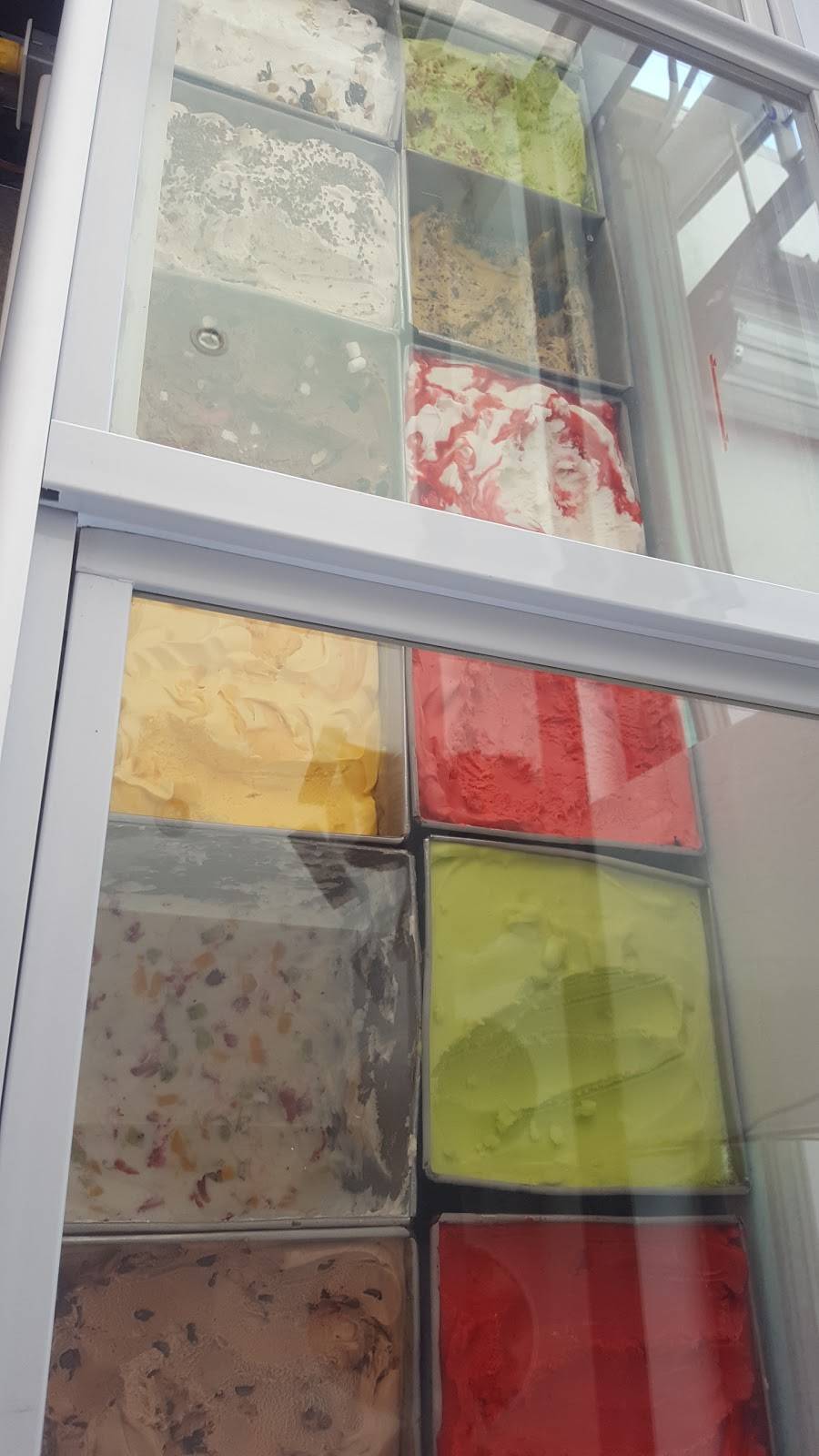 "LA MICHOACANA" Paleteria Y Neveria | restaurant | 22435, Josefina Rendón Parra 251, Nueva Tijuana, 22435 Tijuana, B.C., Mexico | 016642562898 OR +52 664 256 2898