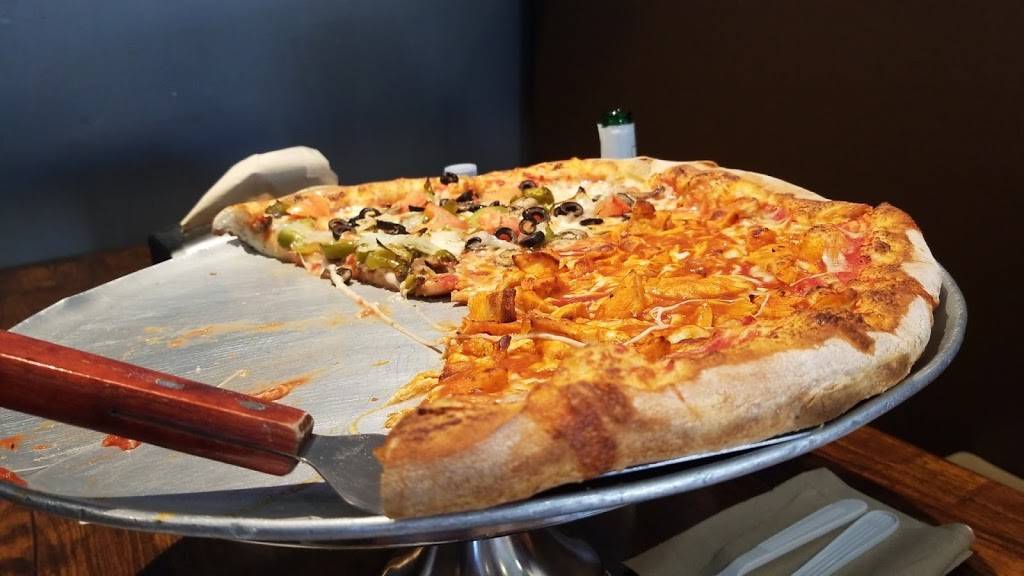 Amelias Brooklyn Pizza | restaurant | 3650 N Federal Hwy, Lighthouse Point, FL 33064, USA | 9543930322 OR +1 954-393-0322