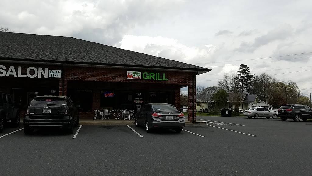 Ring Of Fire Grill | restaurant | 132 Pointe S Dr, Randleman, NC 27317, USA | 3364950171 OR +1 336-495-0171