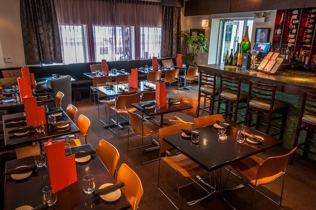 May St. Café and Steakhouse | night club | 1146 W Cermak Rd, Chicago, IL 60608, USA | 3124214442 OR +1 312-421-4442