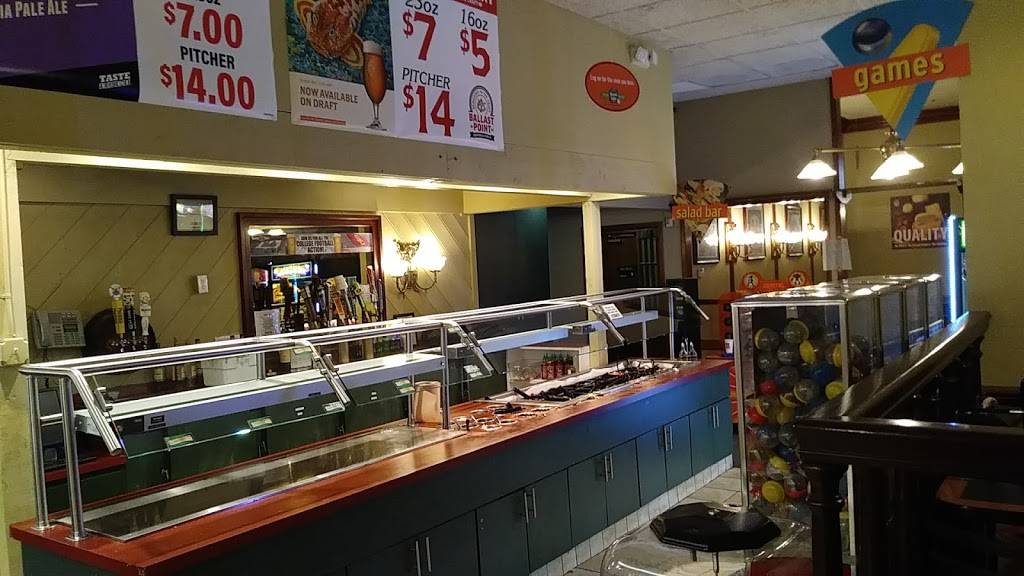 Round Table Pizza | meal delivery | 626 W Huntington Dr, Monrovia, CA 91016, USA | 6263031855 OR +1 626-303-1855