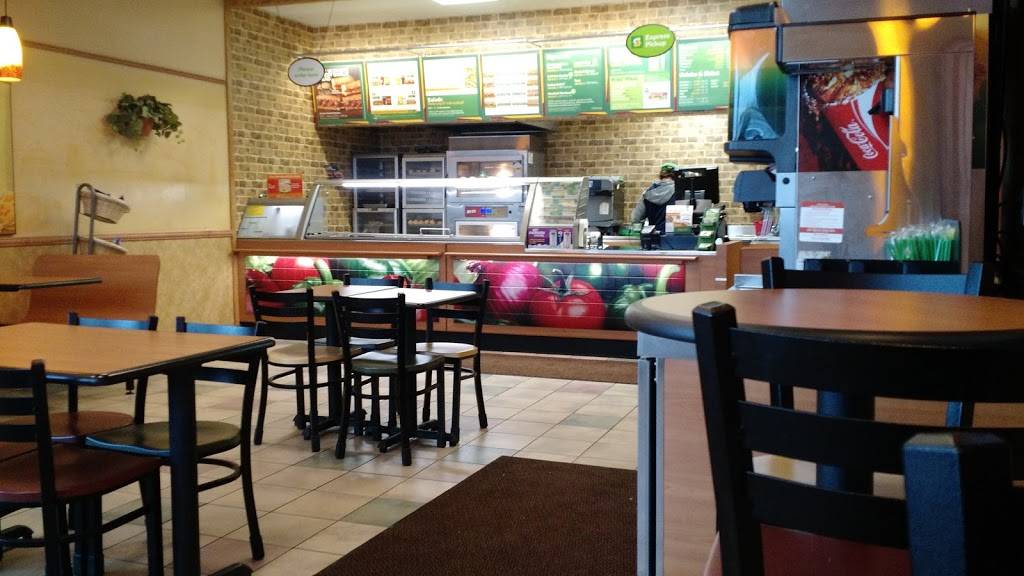 Subway | restaurant | 2257 Chicago Dr SW, Wyoming, MI 49519, USA | 6162499733 OR +1 616-249-9733