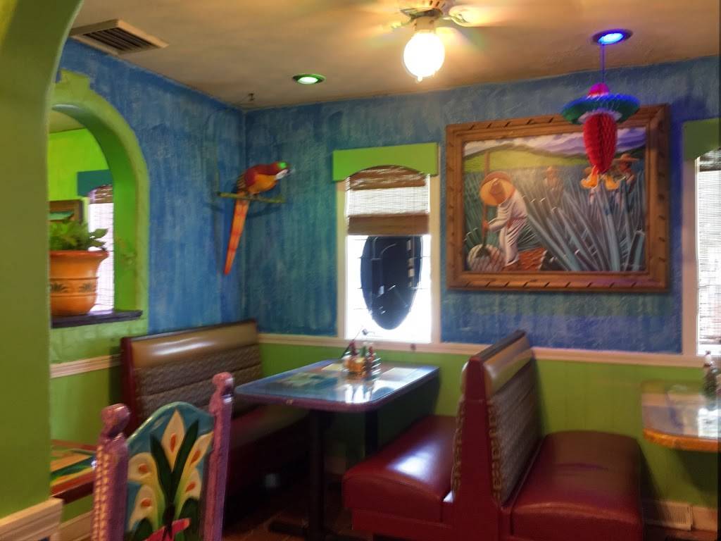 El Torero Mexican Restaurant | restaurant | 105 S High St, Cortland, OH 44410, USA | 3306372550 OR +1 330-637-2550