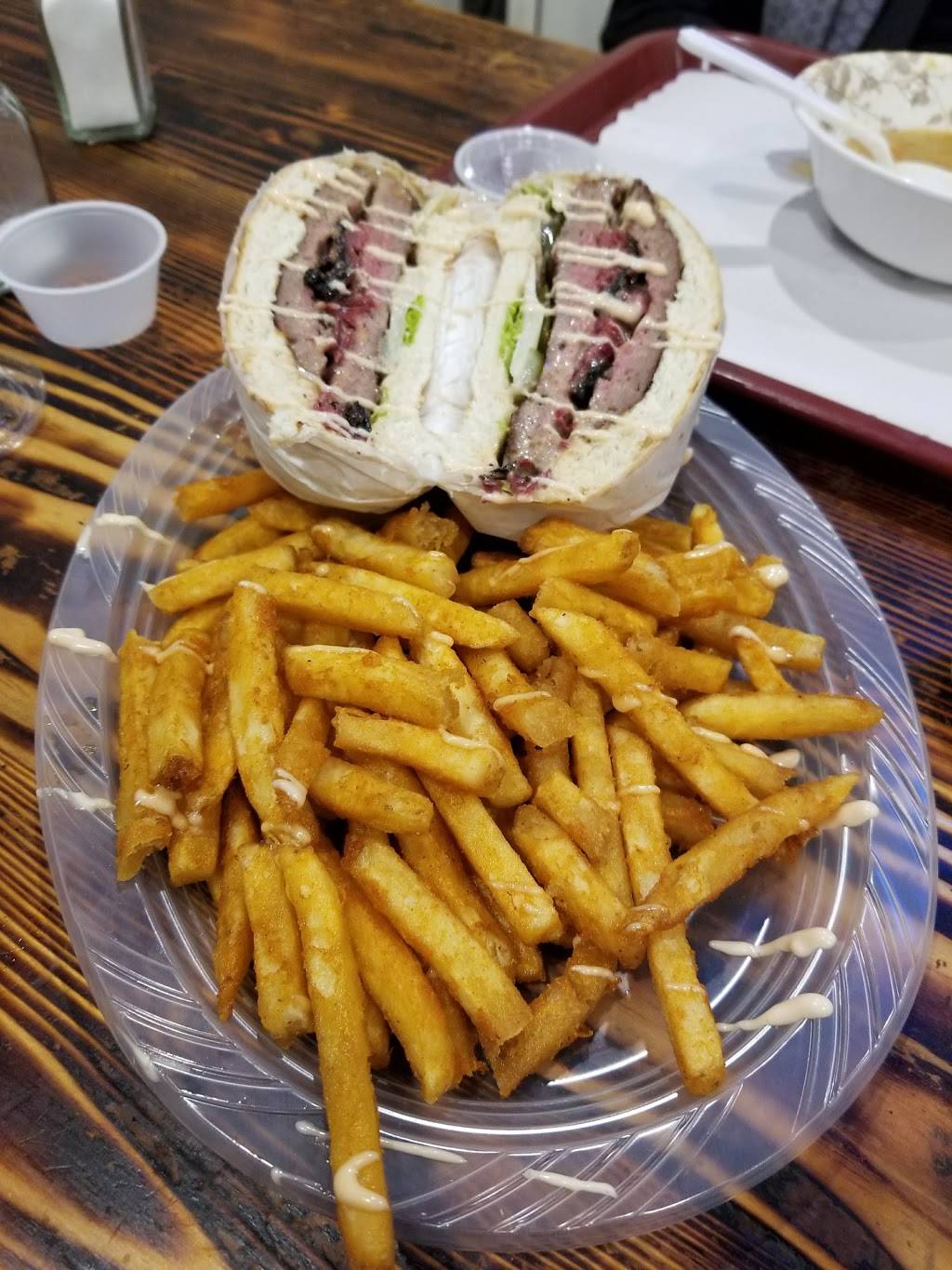 VIP Grill | restaurant | 3715 13th Ave, Brooklyn, NY 11218, USA | 7188473000 OR +1 718-847-3000