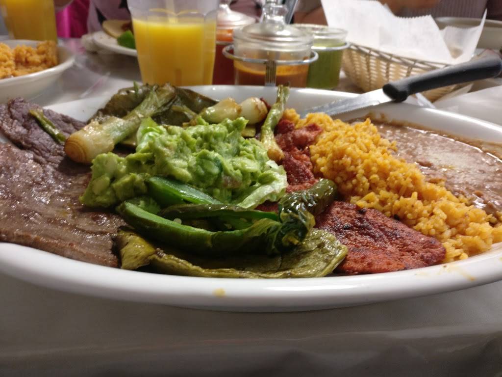 Four Burritos Diner | restaurant | 340 Main St, West Haven, CT 06516, USA | 2039096904 OR +1 203-909-6904