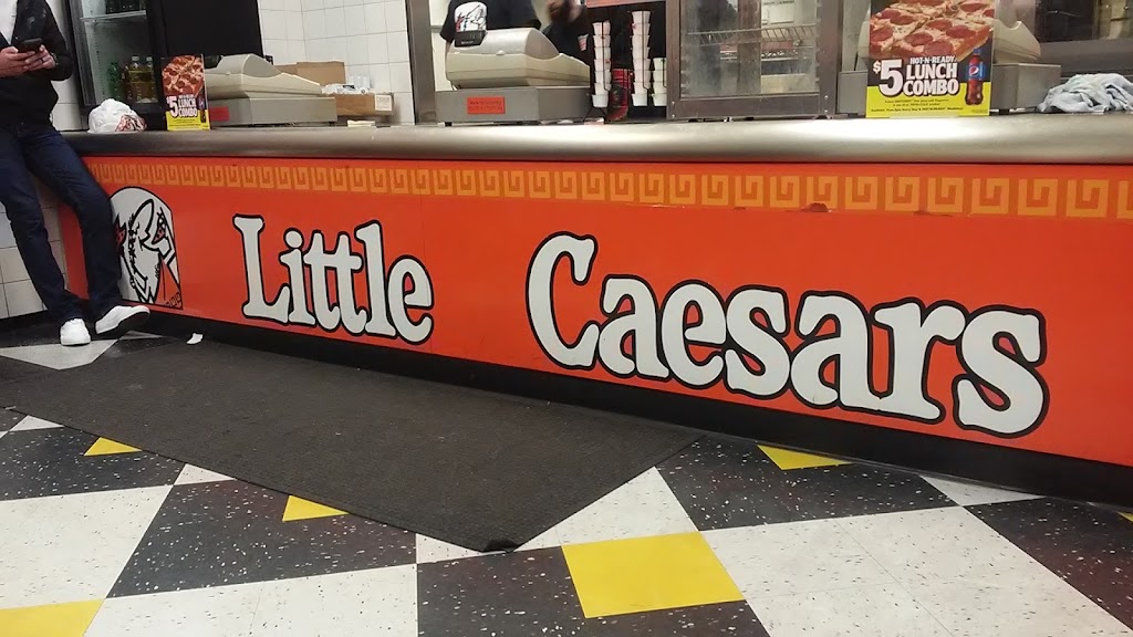 Little Caesars Pizza | restaurant | 55 AZ-92 SUITE C, Sierra Vista, AZ 85635, USA | 5204581601 OR +1 520-458-1601