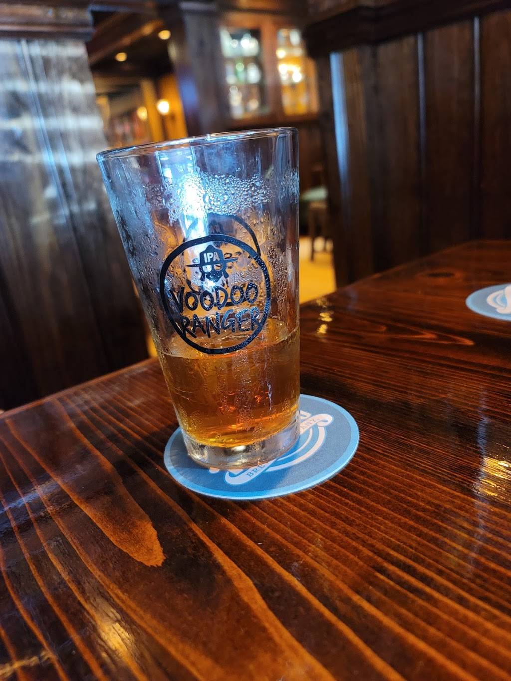 Madra Rua Irish Pub | restaurant | 1034 E Montague Ave, North Charleston, SC 29405, USA | 8435542522 OR +1 843-554-2522