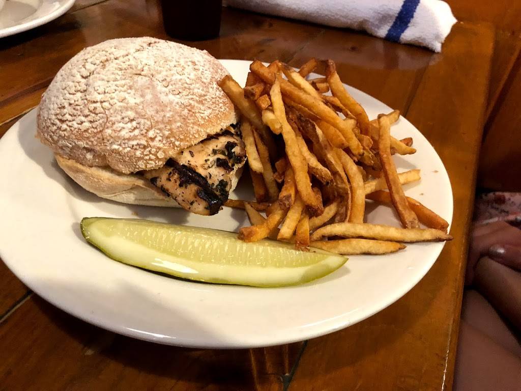 Hickory BBQ & Smokehouse | restaurant | 743 NY-28, Kingston, NY 12401, USA | 8453382424 OR +1 845-338-2424