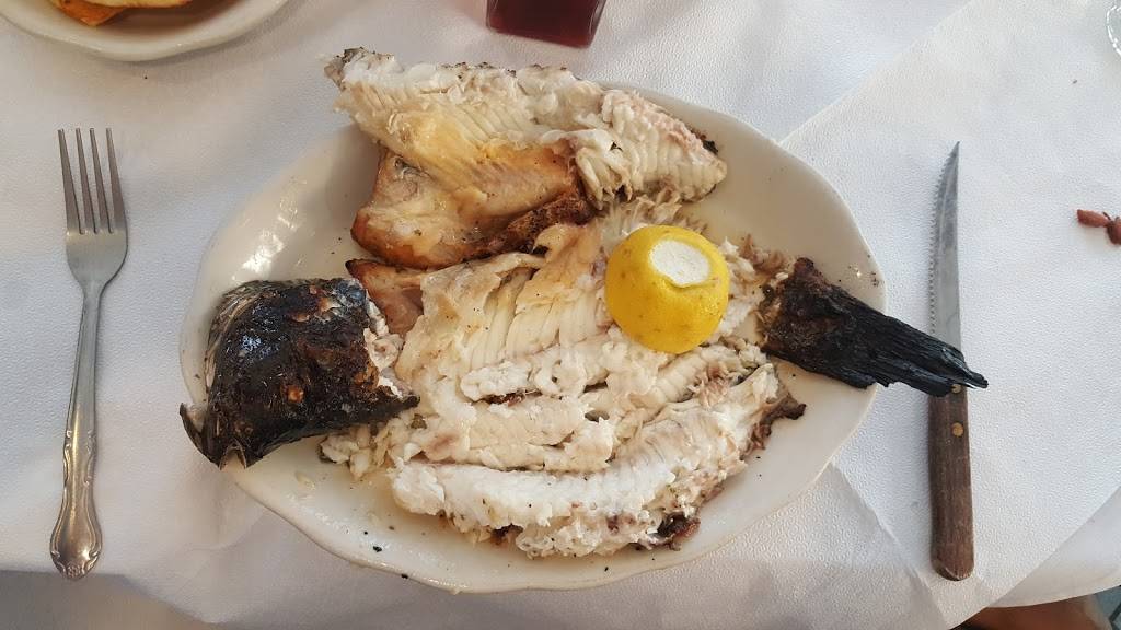 Elias Corner | restaurant | 24-02 31st St, Astoria, NY 11102, USA | 7189321510 OR +1 718-932-1510