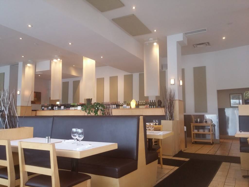 Basilic Vert | restaurant | 15 Boulevard Samson, Laval, QC H7X 3S5, Canada | 4506892221 OR +1 450-689-2221