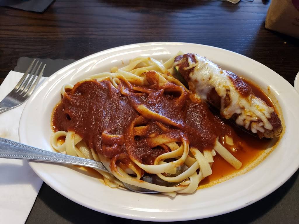 Hanover House of Pizza | meal delivery | 272 Columbia Rd #2, Hanover, MA 02339, USA | 7818264381 OR +1 781-826-4381