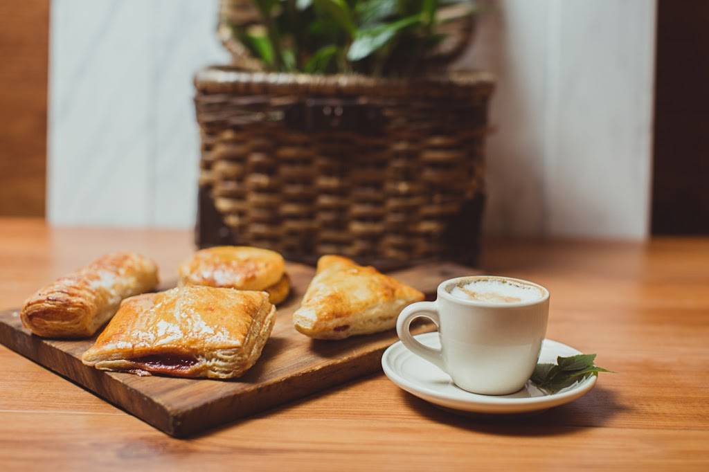 Sergios Restaurant | meal delivery | 9330 SW 40th St, Miami, FL 33165, USA | 3055529626 OR +1 305-552-9626