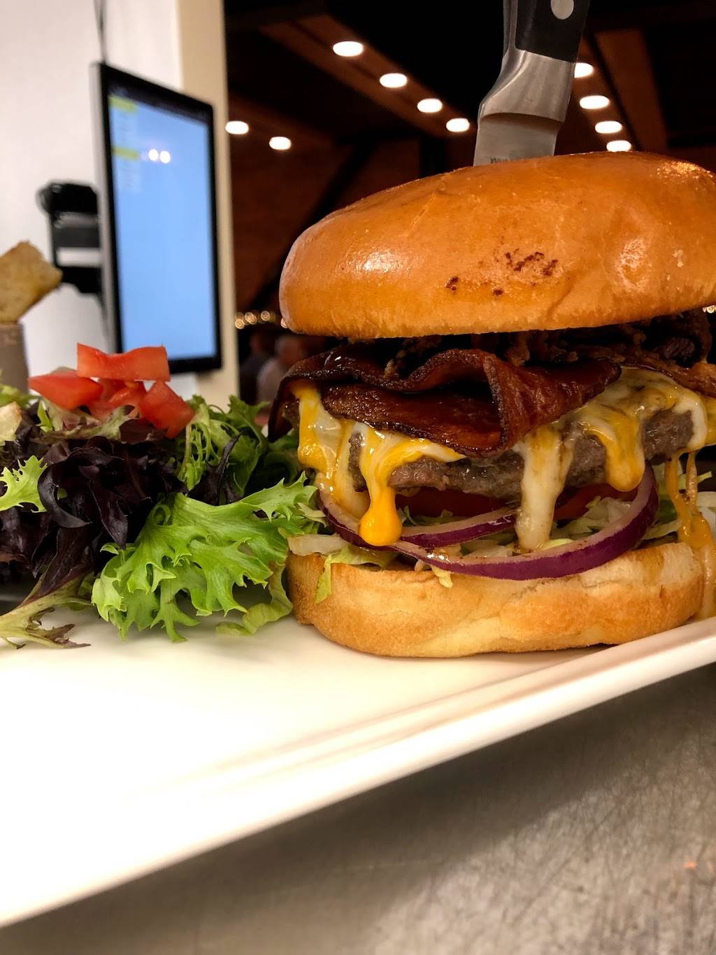 Masonry Grill | restaurant | 120 Commercial St NE suite a, Salem, OR 97301, USA | 9719152494 OR +1 971-915-2494