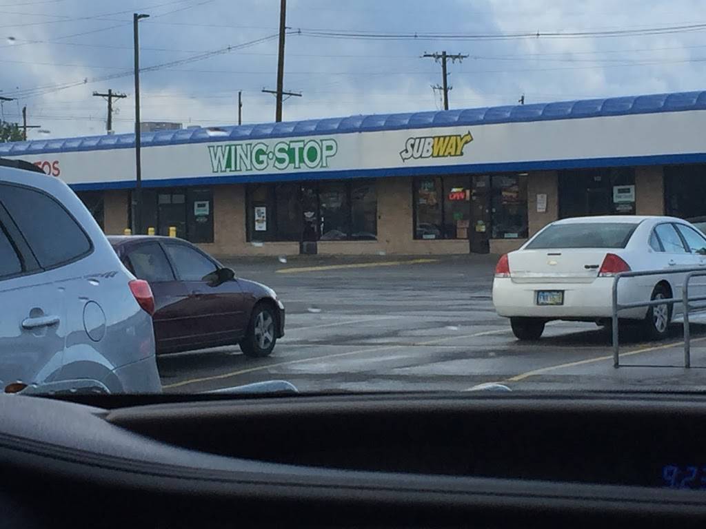 Wingstop | restaurant | 2119 Eakin Rd, Columbus, OH 43223, USA | 6149839464 OR +1 614-983-9464