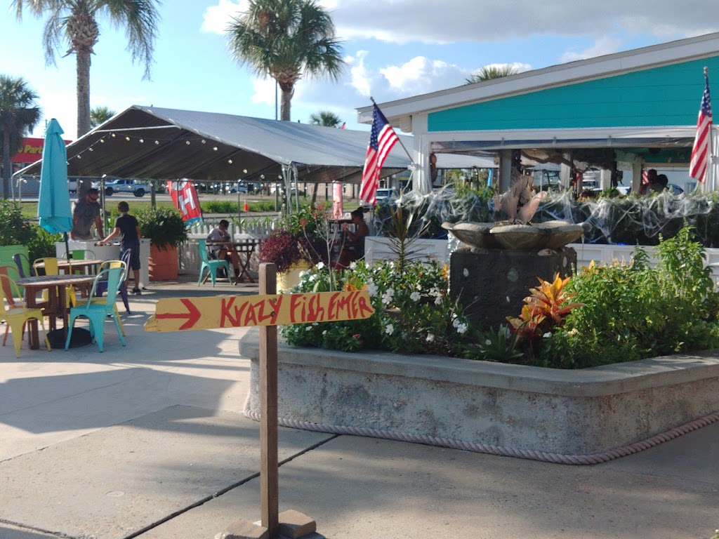 Krazyfish Grille | cafe | 113 Monument Ave, Port St Joe, FL 32456, USA | 8502297878 OR +1 850-229-7878