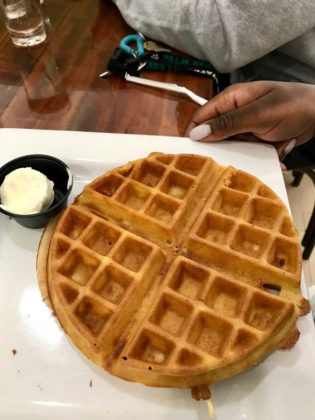 Short Stacks | restaurant | 11924 Forest Hill Blvd, Wellington, FL 33414, USA | 5614229898 OR +1 561-422-9898