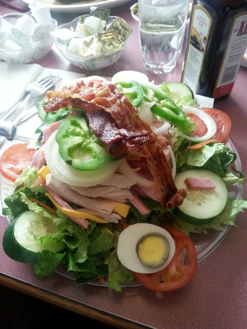 Teds Family Restaurant | restaurant | 580 Burnham Ave, Calumet City, IL 60409, USA | 7088621230 OR +1 708-862-1230